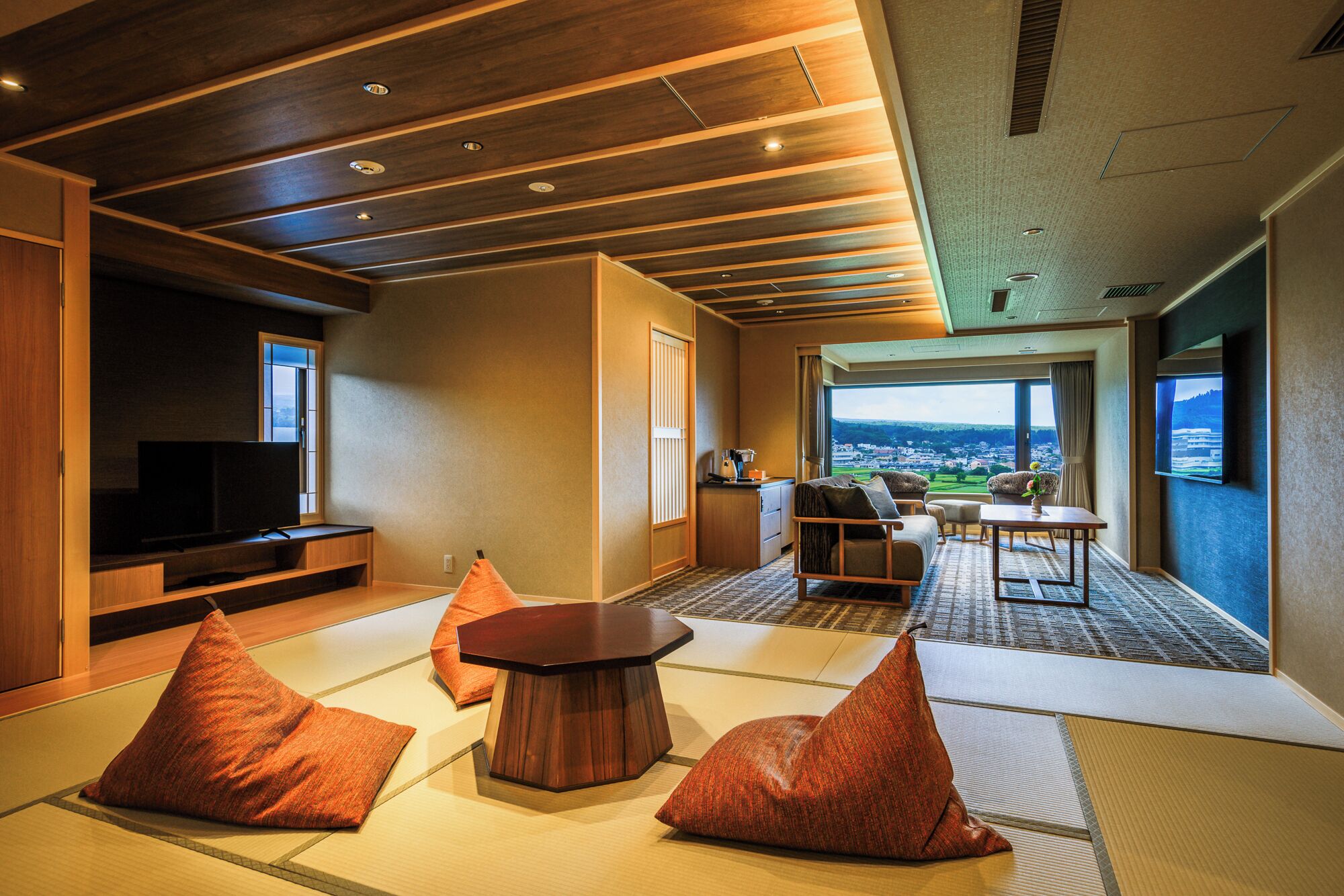 ホテル鐘山苑 庭園